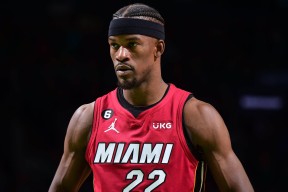 半岛体育下载 -巴特勒赛事官方发布关键助攻新规，独行侠争议不断！的简单介绍